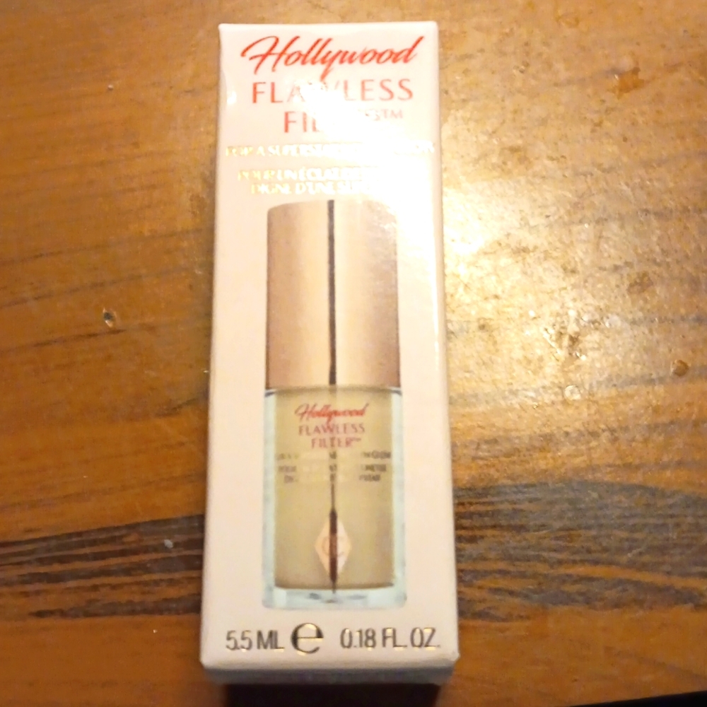 NIB Hollywood  Flawless Filter